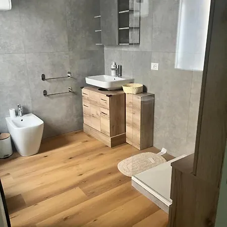 Apartman F&l Ca Ferdi E Lino *