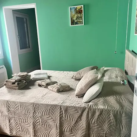 F&l Ca Ferdi E Lino Apartman
